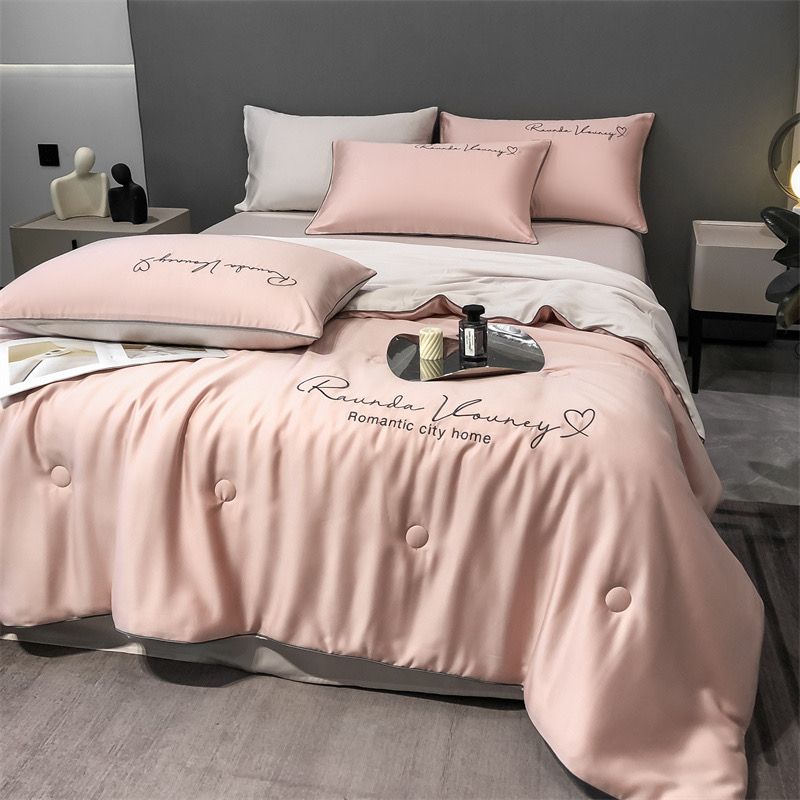 4Pcs Satin Babric | Romantic Love Standard Bedsets Summer Blanket | ID 4PCSROMANLOVE09
