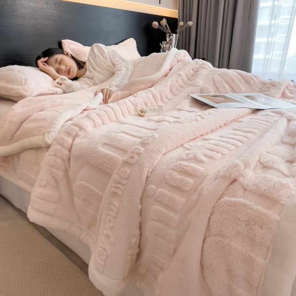 Home Text – Wool Blanket | Chăn Lông Cừu Minmin 230×200cm (1.6kg)