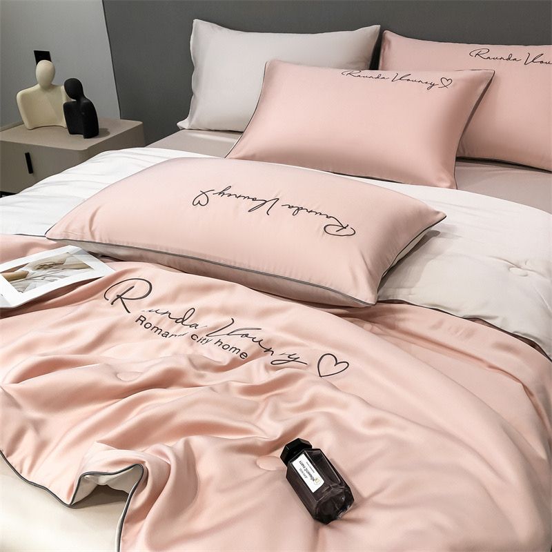 4Pcs Satin Babric | Romantic Love Standard Bedsets Summer Blanket | ID 4PCSROMANLOVE09