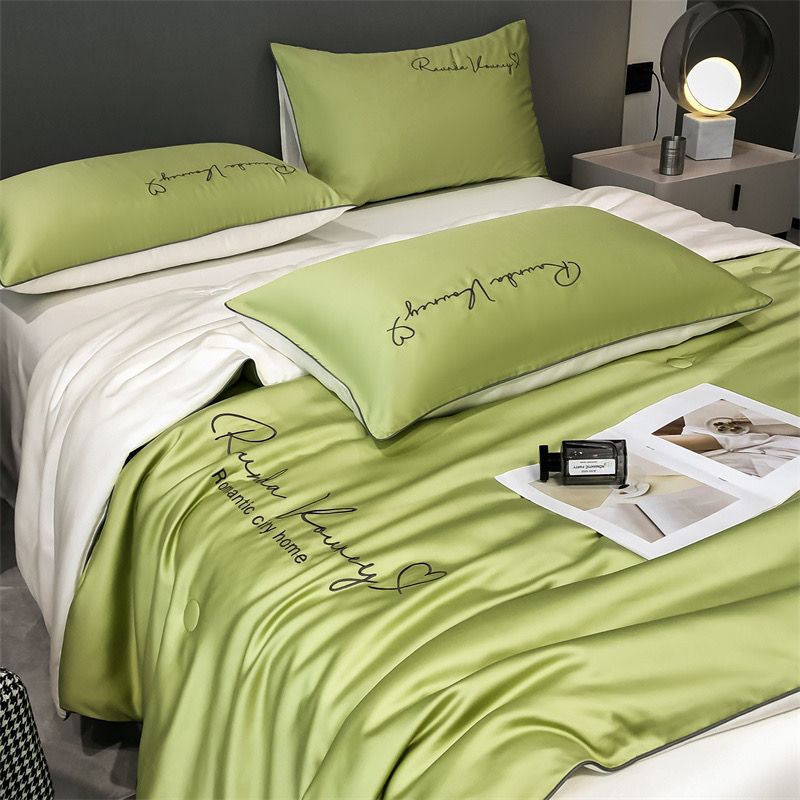 4Pcs Satin Babric | RomanticLove Standard Bedsets Summer Blanket | ID 4PCSSFARBRICROMA010