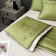 4Pcs Satin Babric | Romantic Love Standard Bedsets Summer Blanket | ID 4PCSROMANLOVE10