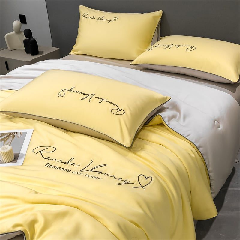 4Pcs Satin Babric | Romantic Love Standard Bedsets Summer Blanket | ID 4PCSROMANLOVE11