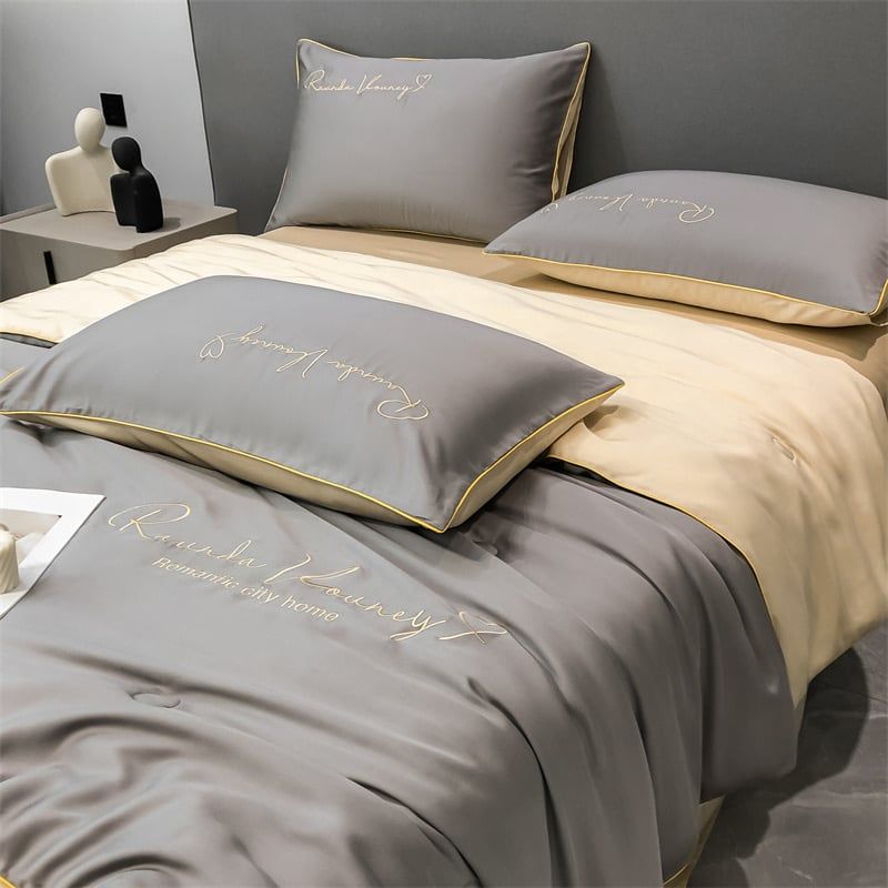 4Pcs Satin Babric | Romantic Love Standard Bedsets Summer Blanket | ID 4PCSROMANLOVE12
