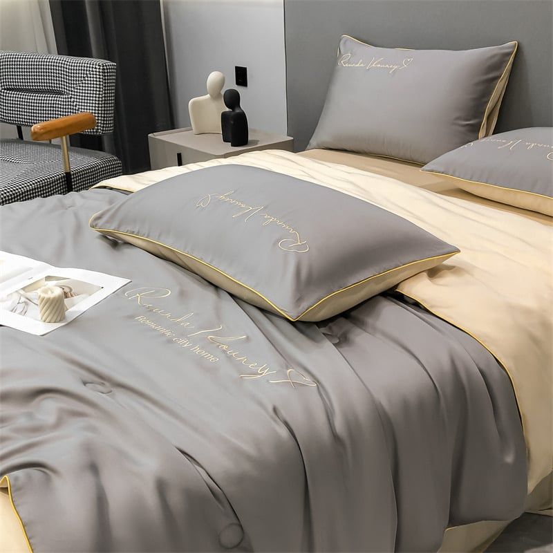 4Pcs Satin Babric | Romantic Love Standard Bedsets Summer Blanket | ID 4PCSROMANLOVE12