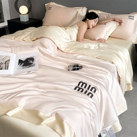 4Pcs Satin Babric | MinMin Standard Bedsets Summer Blanket | ID 4PCSSFARBRICMIN001