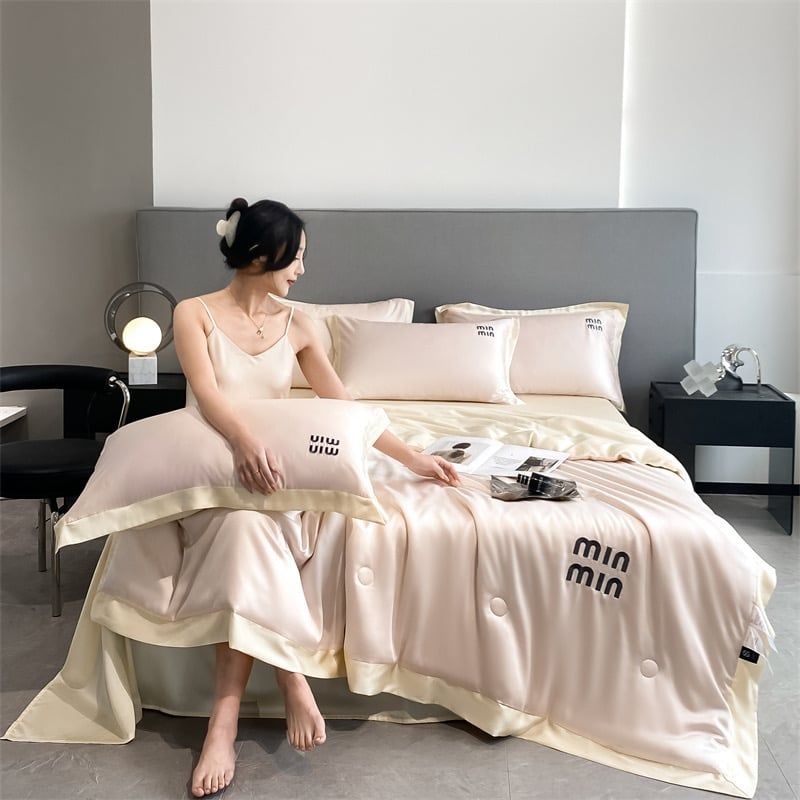 4Pcs Satin Babric | MinMin Standard Bedsets Summer Blanket | ID 4PCSSFARBRICMIN001