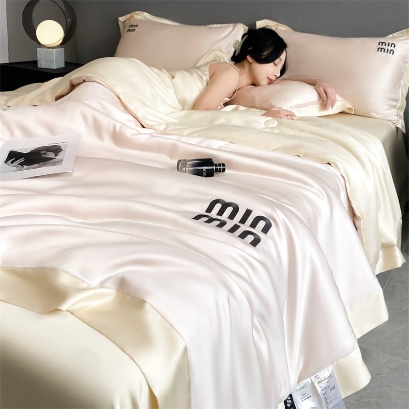 4Pcs Satin Babric | MinMin Standard Bedsets Summer Blanket | ID 4PCSSFABRICMIN01