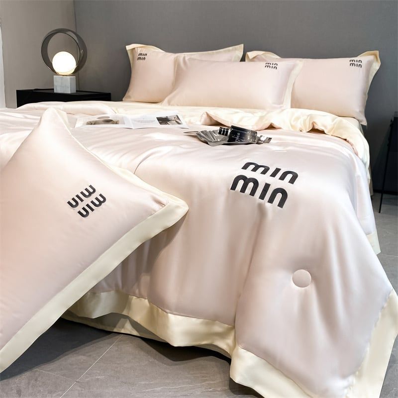 4Pcs Satin Babric | MinMin Standard Bedsets Summer Blanket | ID 4PCSSFARBRICMIN001