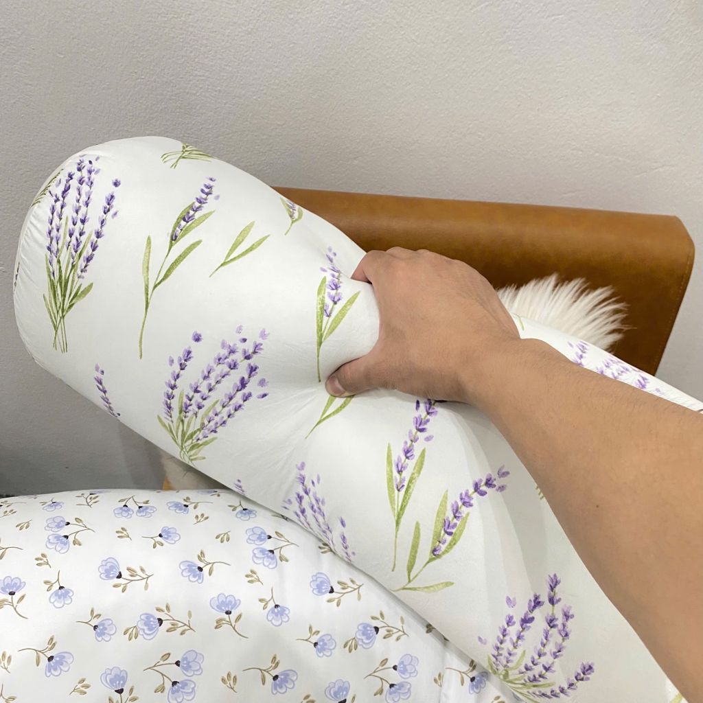 RUỘT GỐI ÔM DOHIA CHẤT LIỆU ÁO ĐŨ SIZE 35*100CM LAVENDER FLOWER
