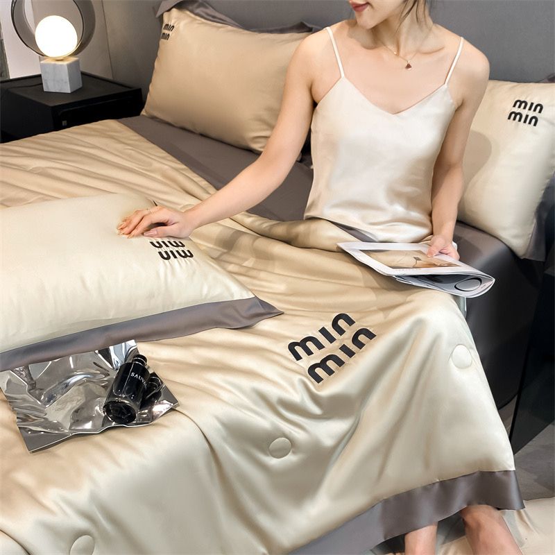 4Pcs Satin Babric | MinMin Standard Bedsets Summer Blanket | ID 4PCSSFABRICMIN04