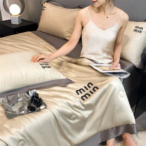 4Pcs Satin Babric | MinMin Standard Bedsets Summer Blanket | ID 4PCSSFABRICMIN04
