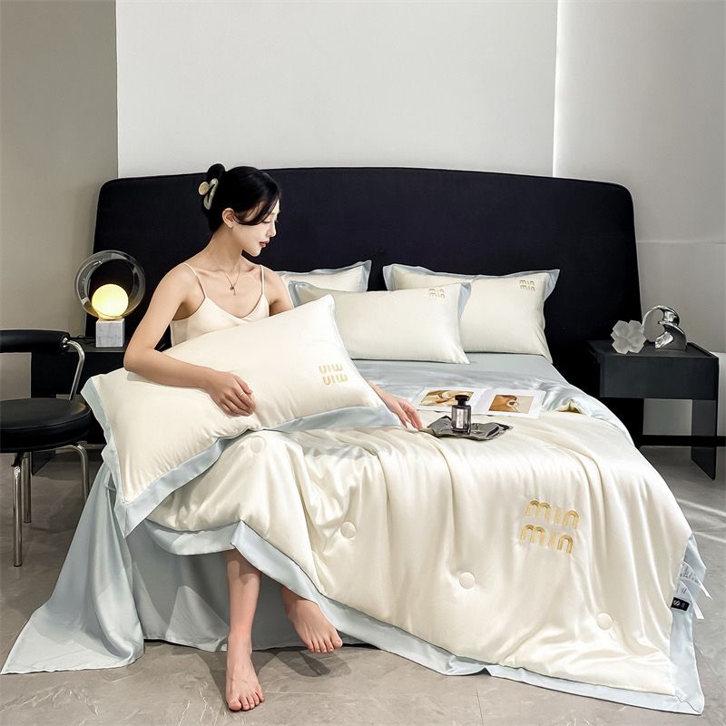 4Pcs Satin Babric | MinMin Standard Bedsets Summer Blanket | ID 4PCSSFARBRICMIN005