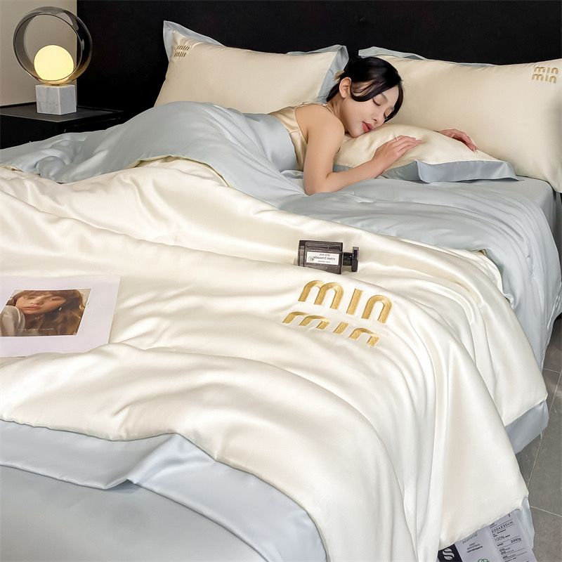 4Pcs Satin Babric | MinMin Standard Bedsets Summer Blanket | ID 4PCSSFABRICMIN05