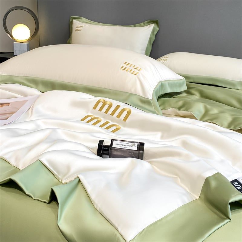 4Pcs Satin Babric | MinMin Standard Bedsets Summer Blanket | ID 4PCSSFARBRICMIN006