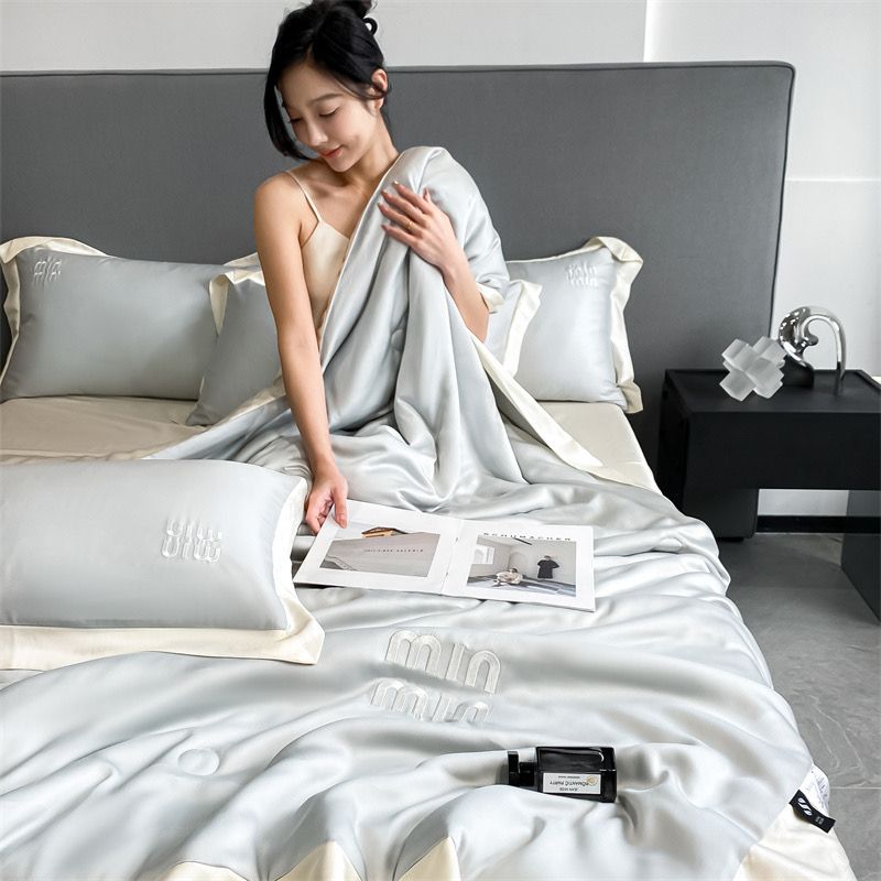 4Pcs Satin Babric | MinMin Standard Bedsets Summer Blanket | ID 4PCSSFARBRICMIN007