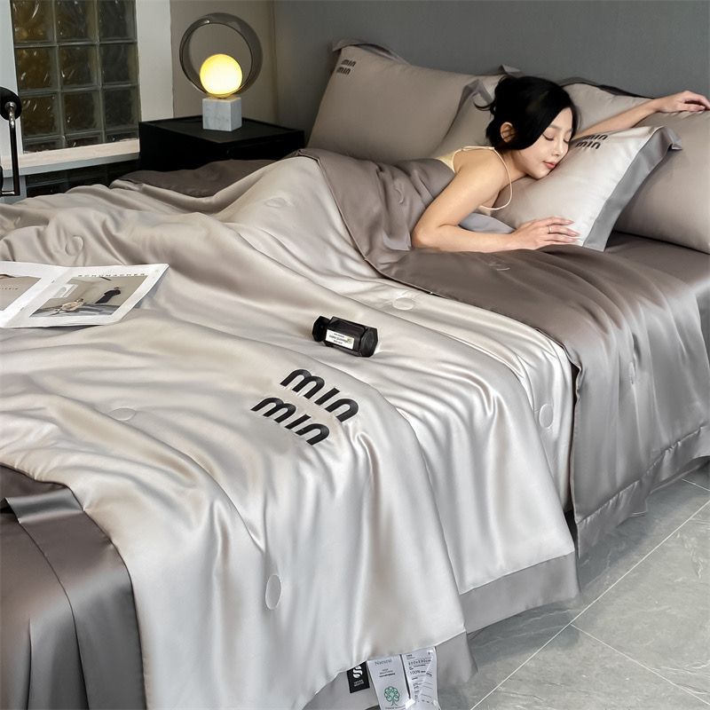 4Pcs Satin Babric | MinMin Standard Bedsets Summer Blanket | ID 4PCSSFARBRICMIN008