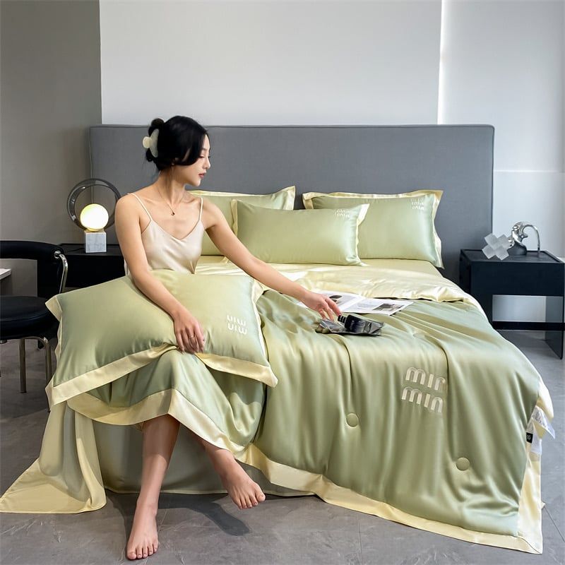 4Pcs Satin Babric | MinMin Standard Bedsets Summer Blanket | ID 4PCSSFABRICMIN09