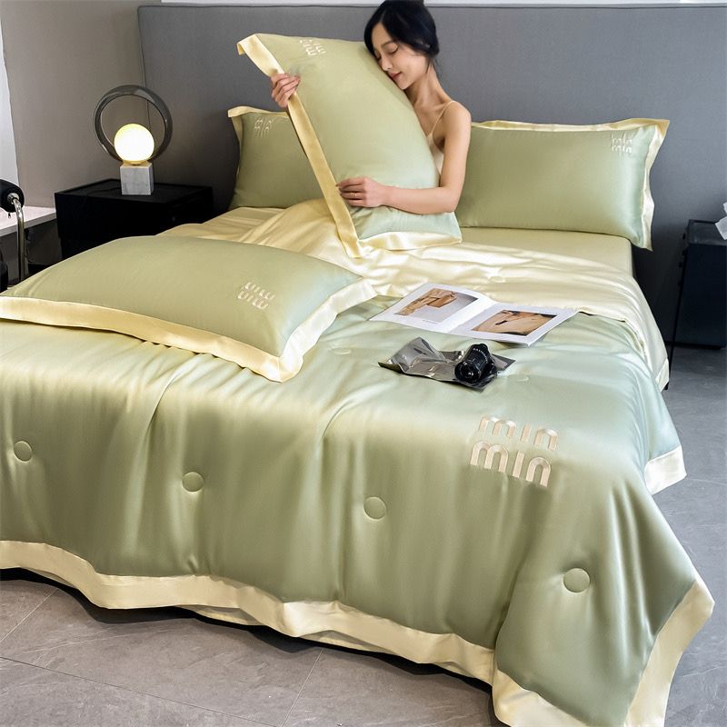 4Pcs Satin Babric | MinMin Standard Bedsets Summer Blanket | ID 4PCSSFARBRICMIN009
