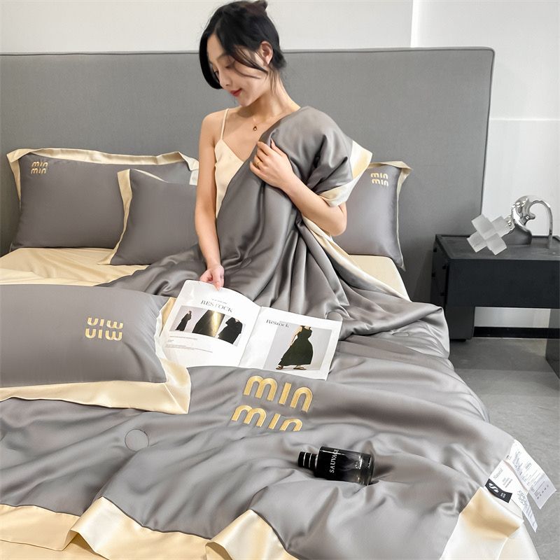 4Pcs Satin Babric | MinMin Standard Bedsets Summer Blanket | ID 4PCSSFARBRICMIN010