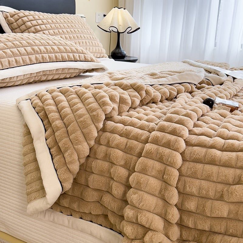 Home Text Milk Velvet Blanket | Chăn lông nhung sữa Snow Home 230*200(1,6kg) | Caramen