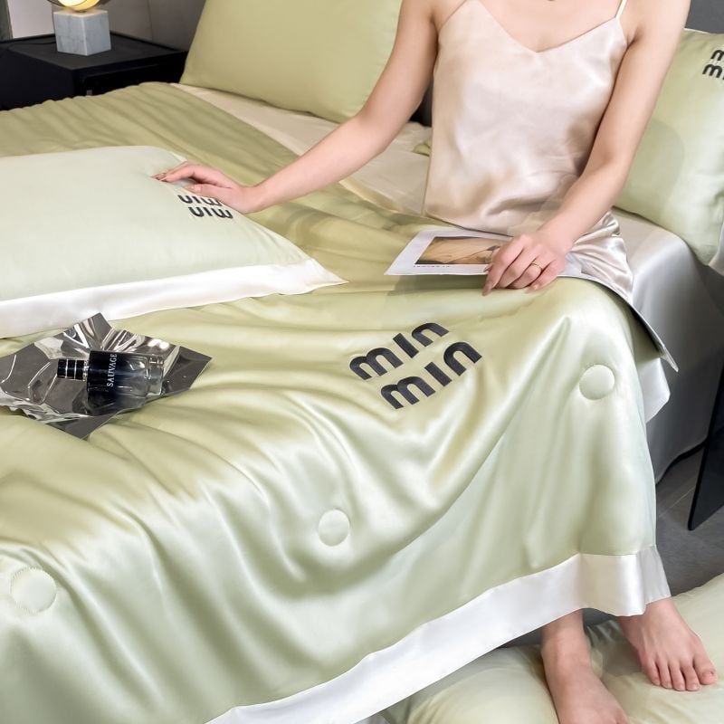 4Pcs Satin Babric | MinMin Standard Bedsets Summer Blanket | ID 4PCSSFABRICMIN11