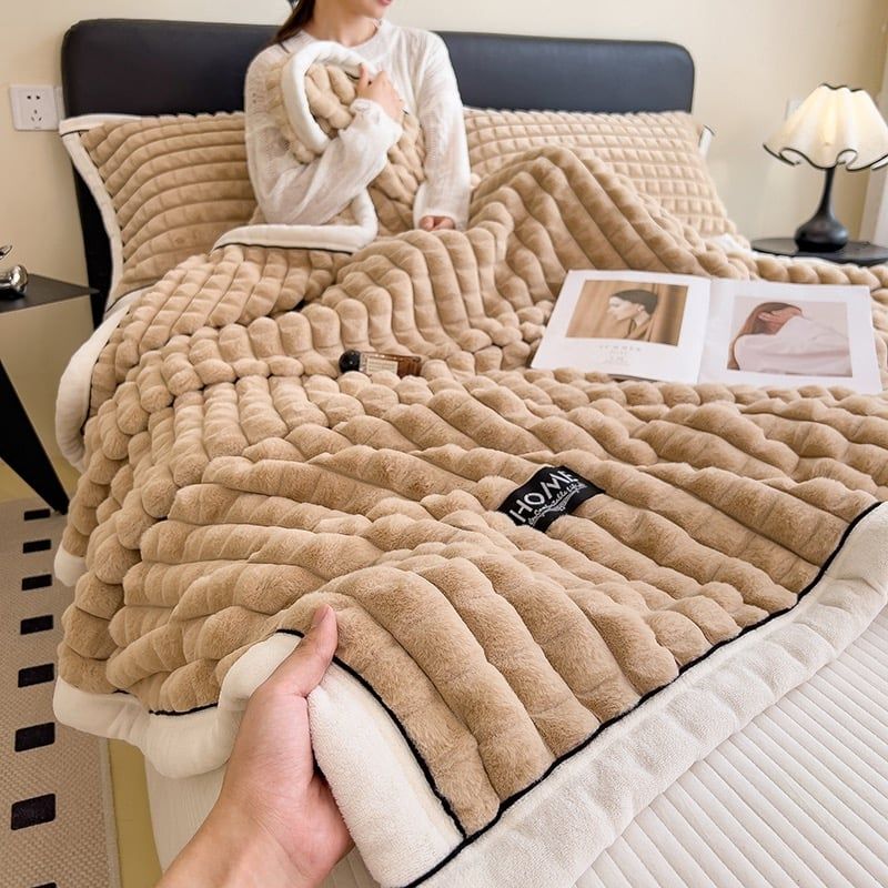 Home Text Milk Velvet Blanket | Chăn lông nhung sữa Snow Home 230*200(1,6kg) | Caramen