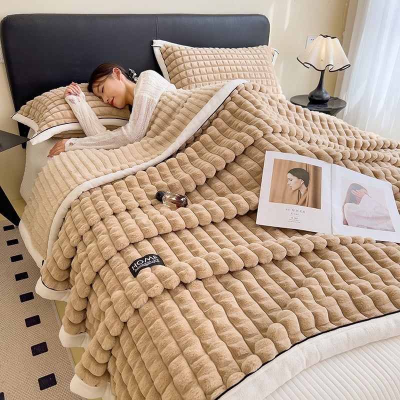Home Text Milk Velvet Blanket | Chăn lông nhung sữa Snow Home 230*200(1,6kg) | Caramen