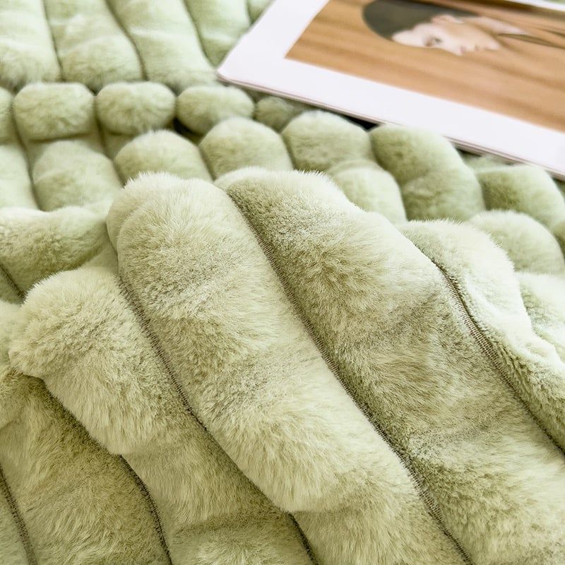 Home Text Milk Velvet Blanket | Chăn lông nhung sữa Snow Home 230*200(1,6kg) | Green Tea