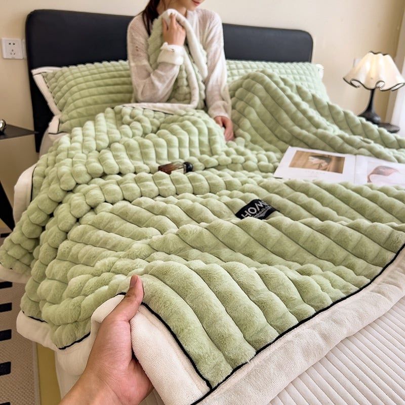 Home Text Milk Velvet Blanket | Chăn lông nhung sữa Snow Home 230*200(1,6kg) | Green Tea
