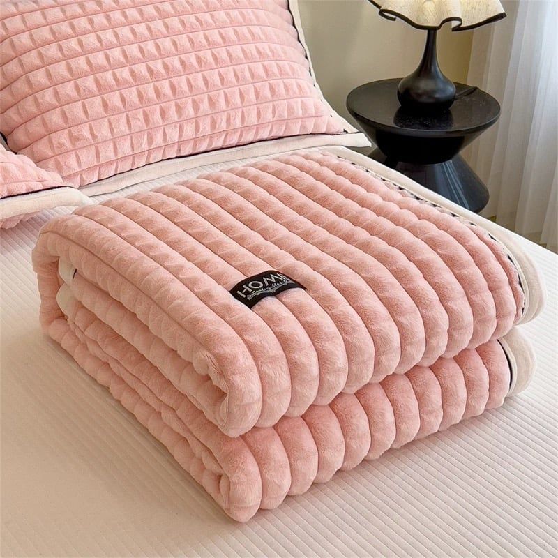Home Text Milk Velvet Blanket | Chăn lông nhung sữa Snow Home 230*200cm(1,6kg) | Pink