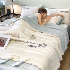 4Pcs Satin Babric | Charming With Love Standard Bedsets Summer Blanket | ID 4PCSSFARBRICCHARWLOVE012