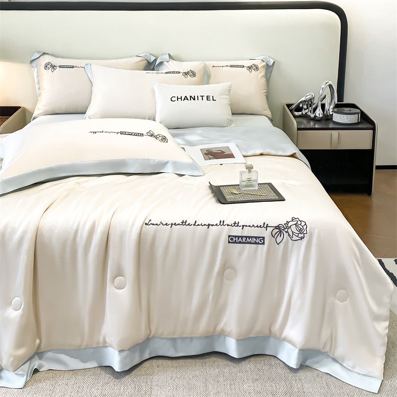 4Pcs Satin Babric | Charming With Love Standard Bedsets Summer Blanket | ID 4PCSSFARBRICCHARWLOVE012