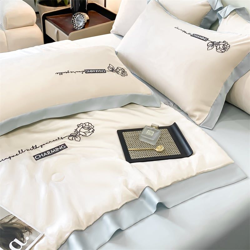 4Pcs Satin Babric | Charming With Love Standard Bedsets Summer Blanket | ID 4PCSSFARBRICCHARWLOVE012