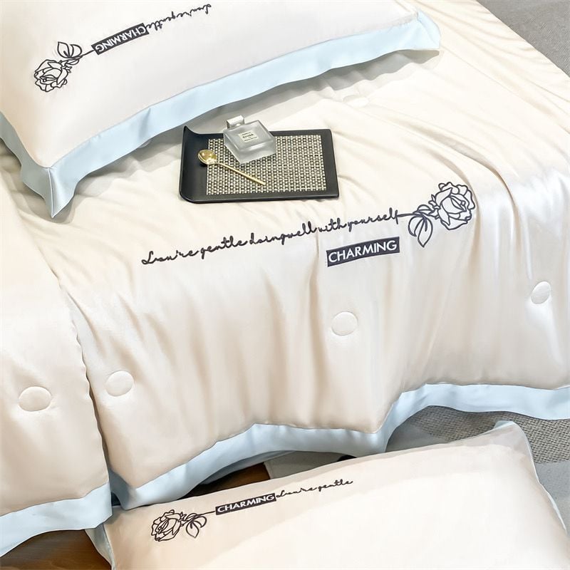 4Pcs Satin Babric | Charming With Love Standard Bedsets Summer Blanket | ID 4PCSSFARBRICCHARWLOVE012