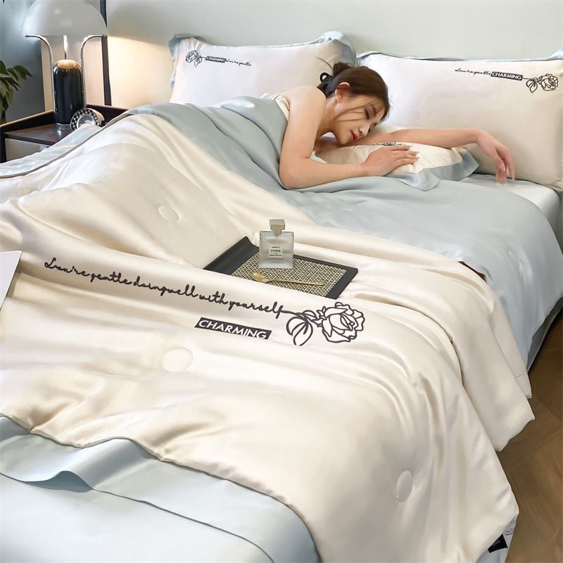 4Pcs Satin Babric | Charming With Love Standard Bedsets Summer Blanket | ID 4PCSSFARBRICCHARWLOVE012