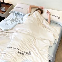 4Pcs Satin Babric | Charming With Love Standard Bedsets Summer Blanket | ID 4PCSSFARBRICCHARWLOVE012