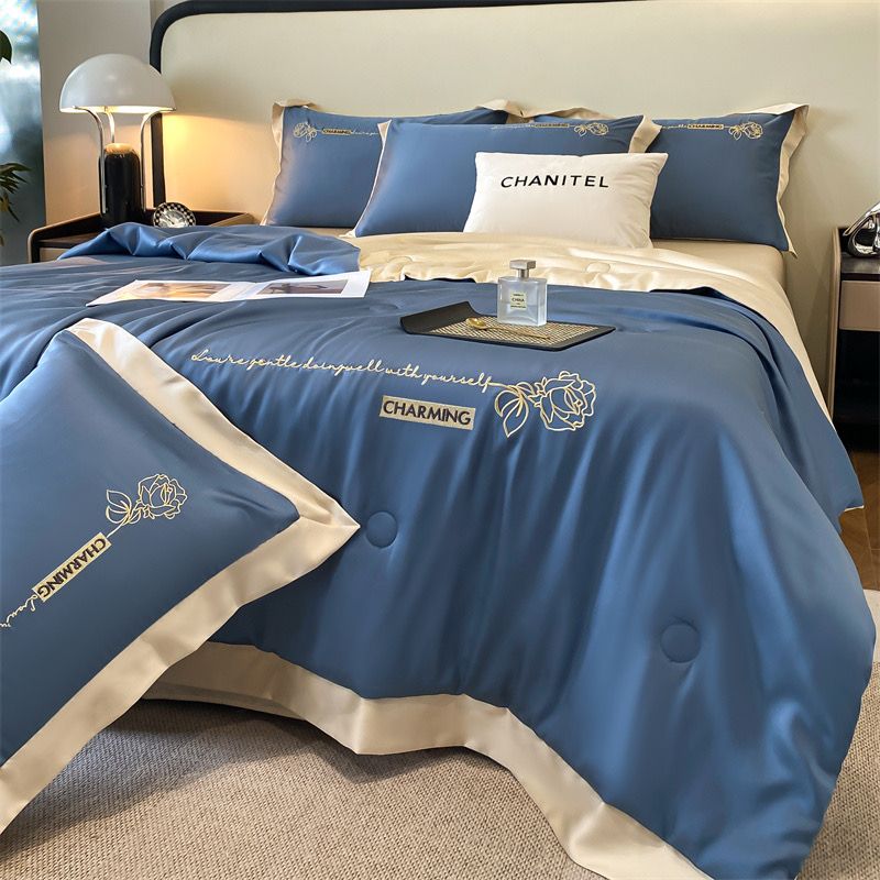 4Pcs Satin Babric | Charming With Love Standard Bedsets Summer Blanket | ID 4PCSSFARBRICCHARWLOVE011