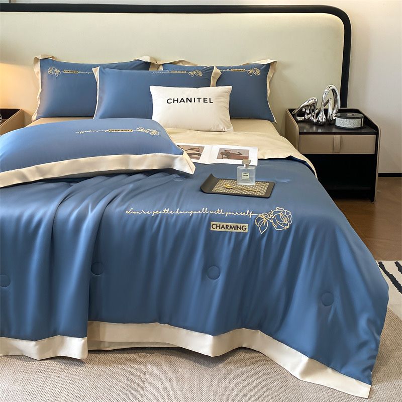 4Pcs Satin Babric | Charming With Love Standard Bedsets Summer Blanket | ID 4PCSSFARBRICCHARWLOVE011