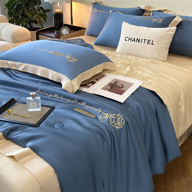 4Pcs Satin Babric | Charming With Love Standard Bedsets Summer Blanket | ID 4PCSSFARBRICCHARWLOVE011