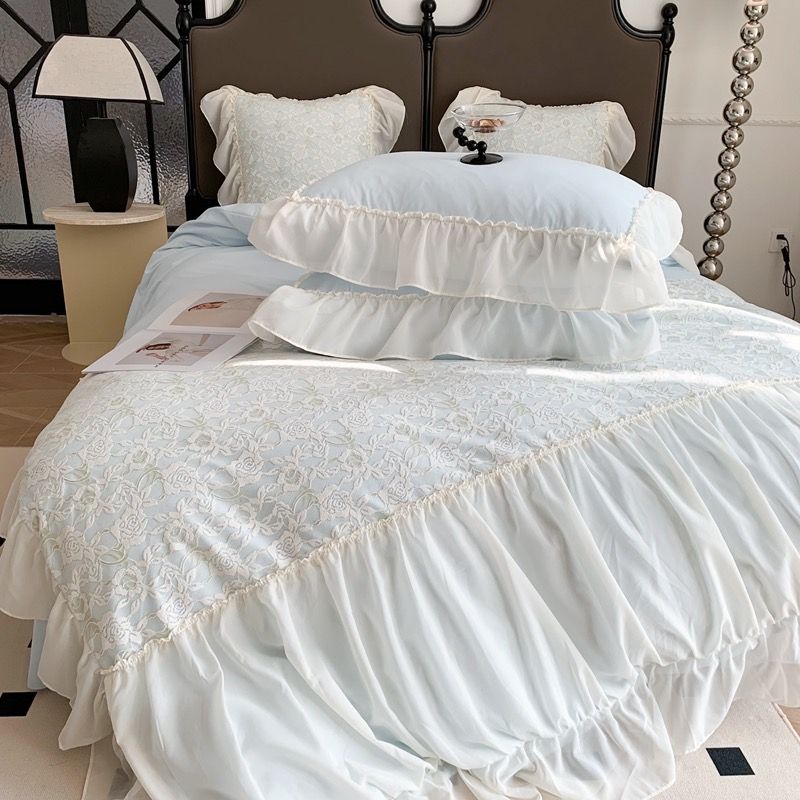 Princess Bedding Set 4pcs x2 Điệu Đà cùng bộ chăn ga Công Chúa đính viền ren cao cấp Pastel Blue