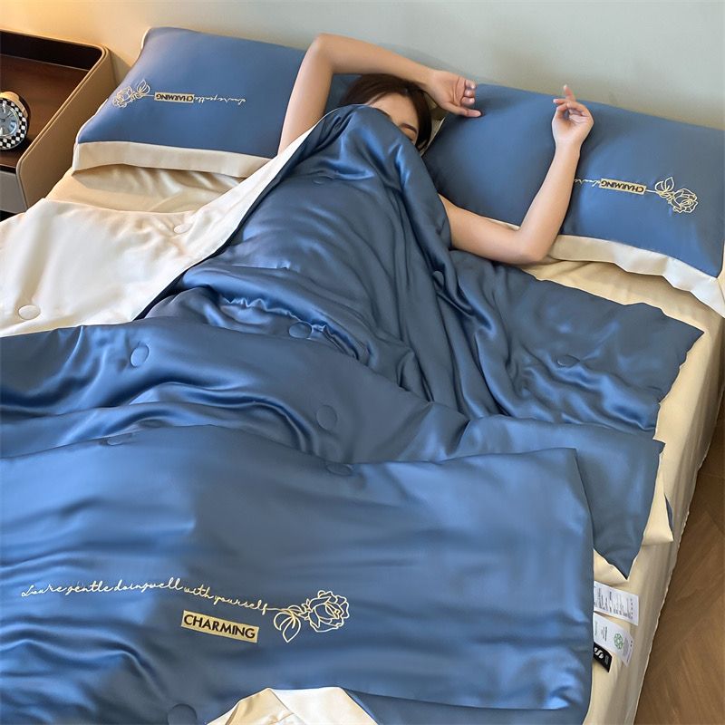 4Pcs Satin Babric | Charming With Love Standard Bedsets Summer Blanket | ID 4PCSSFARBRICCHARWLOVE011