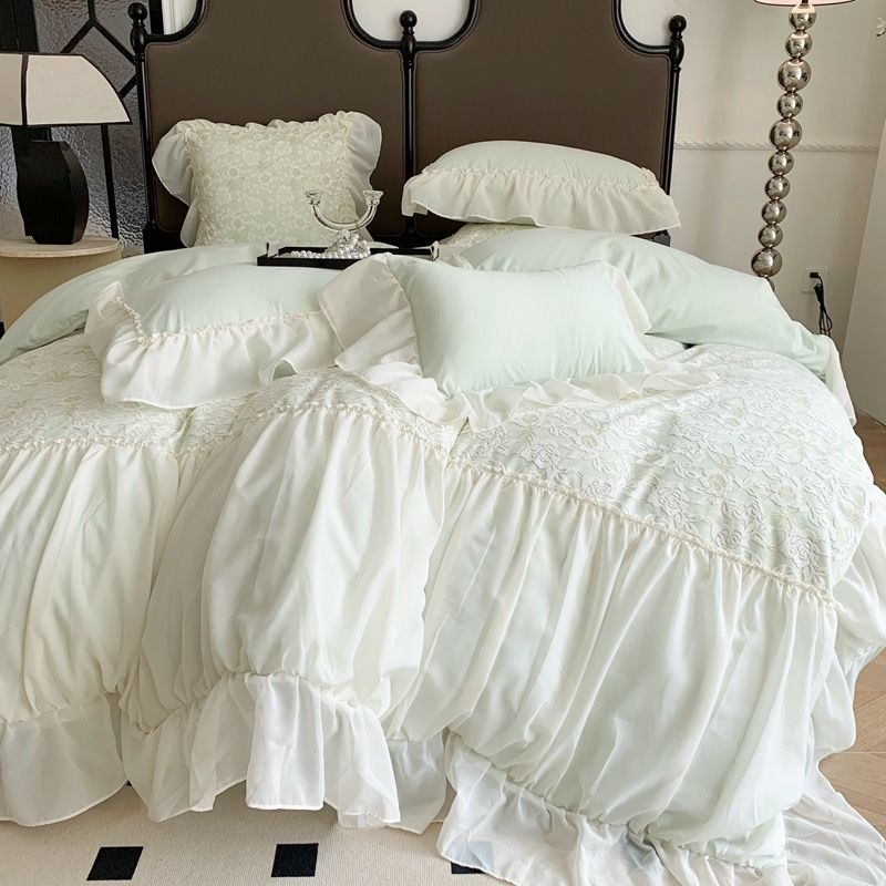 Princess Bedding Set 4pcs x2 Điệu Đà cùng bộ chăn ga Công Chúa đính viền ren cao cấp Jade Green