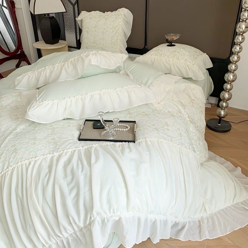 Princess Bedding Set 4pcs x2 Điệu Đà cùng bộ chăn ga Công Chúa đính viền ren cao cấp Jade Green