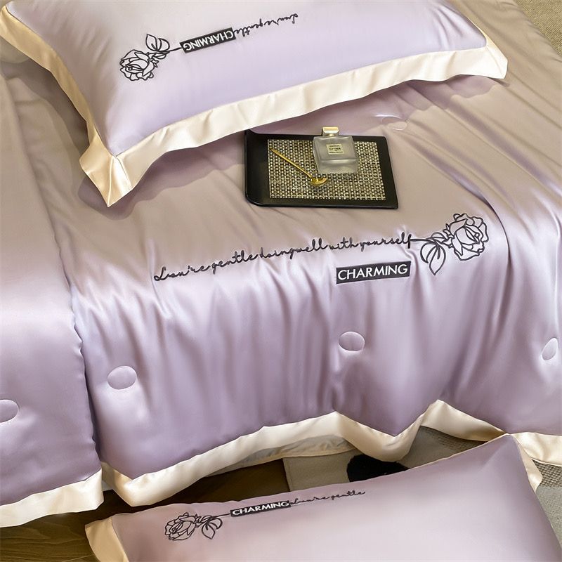 4Pcs Satin Babric | Charming With Love Standard Bedsets Summer Blanket | ID 4PCSSFARBRICCHARWLOVE010