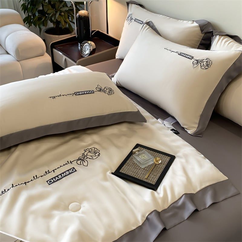 4Pcs Satin Babric | Charming With Love Standard Bedsets Summer Blanket | ID 4PCSSFARBRICCHARWLOVE09