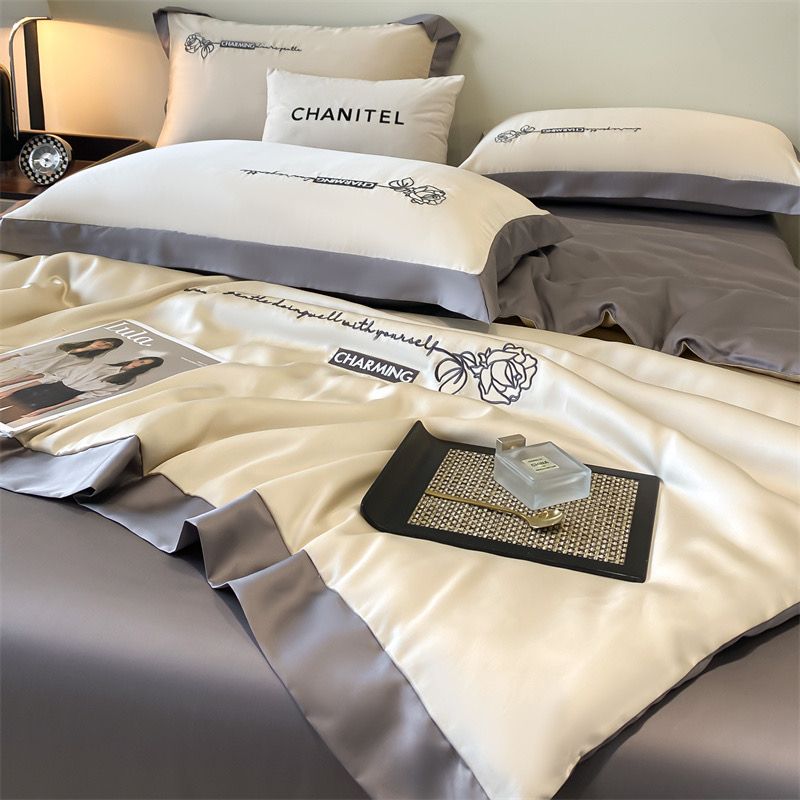 4Pcs Satin Babric | Charming With Love Standard Bedsets Summer Blanket | ID 4PCSSFARBRICCHARWLOVE09