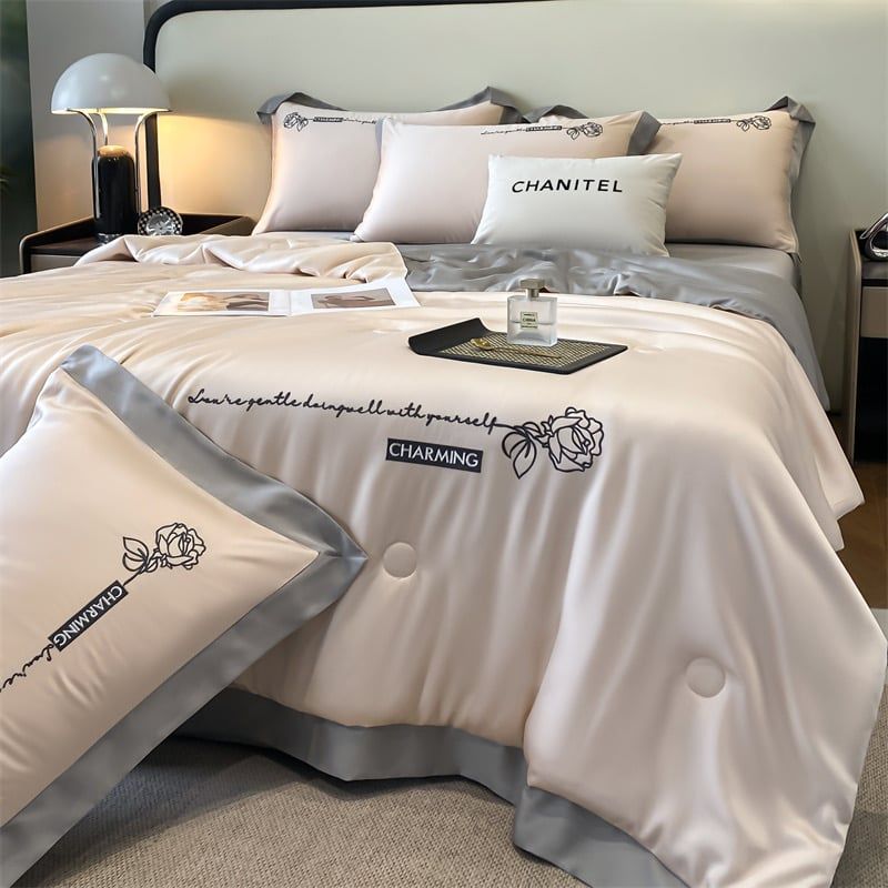 4Pcs Satin Babric | Charming With Love Standard Bedsets Summer Blanket | ID 4PCSSFARBRICCHARWLOVE08