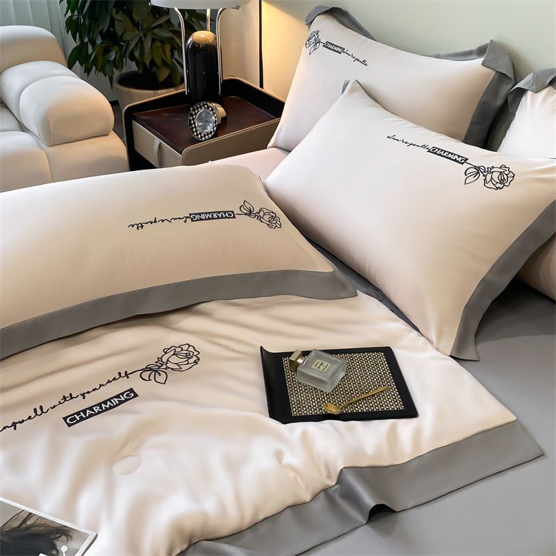 4Pcs Satin Babric | Charming With Love Standard Bedsets Summer Blanket | ID 4PCSSFARBRICCHARWLOVE08