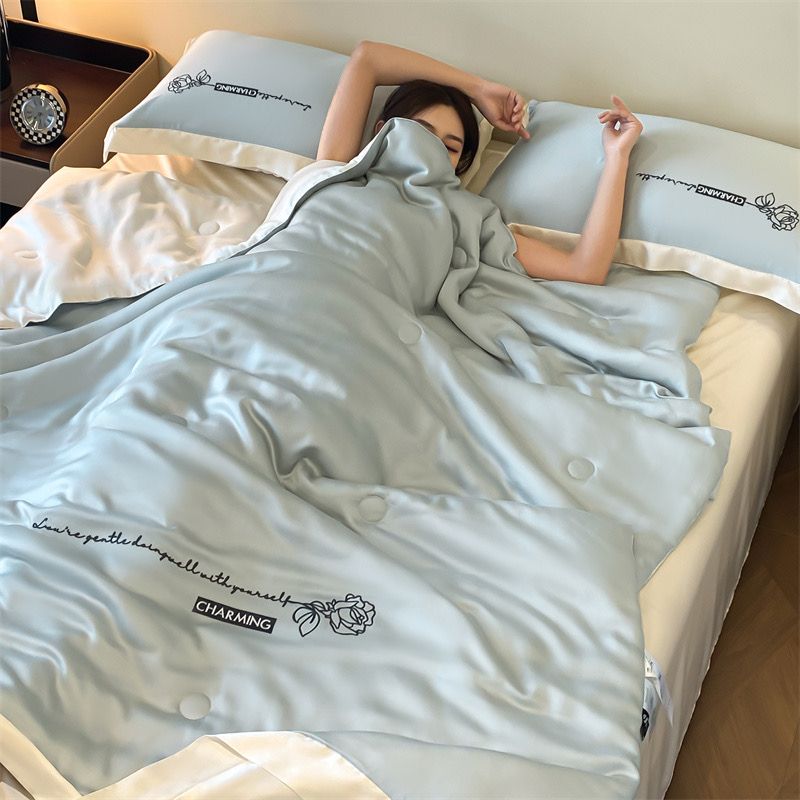 4Pcs Satin Babric | Charming With Love Standard Bedsets Summer Blanket | ID 4PCSSFARBRICCHARWLOVE07