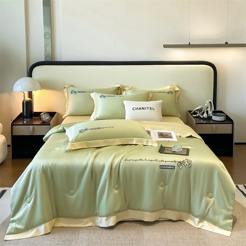 4Pcs Satin Babric | Charming With Love Standard Bedsets Summer Blanket | ID 4PCSSFARBRICCHARWLOVE06